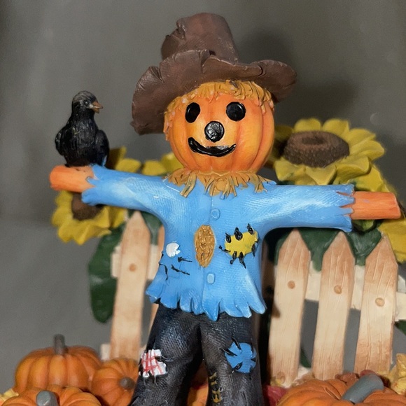 Scarecrow candle topper - Picture 12 of 15
